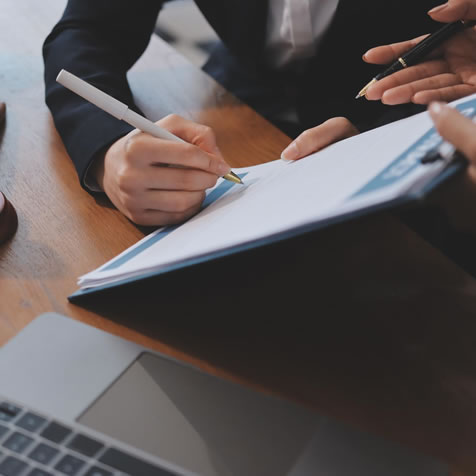 Regularização de licenças e alvarás empresariais Regularização de licenças e alvarás empresariais